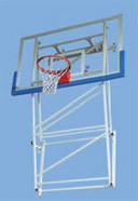 Настенная баскетбольная конструкция, складывающаяся вверх